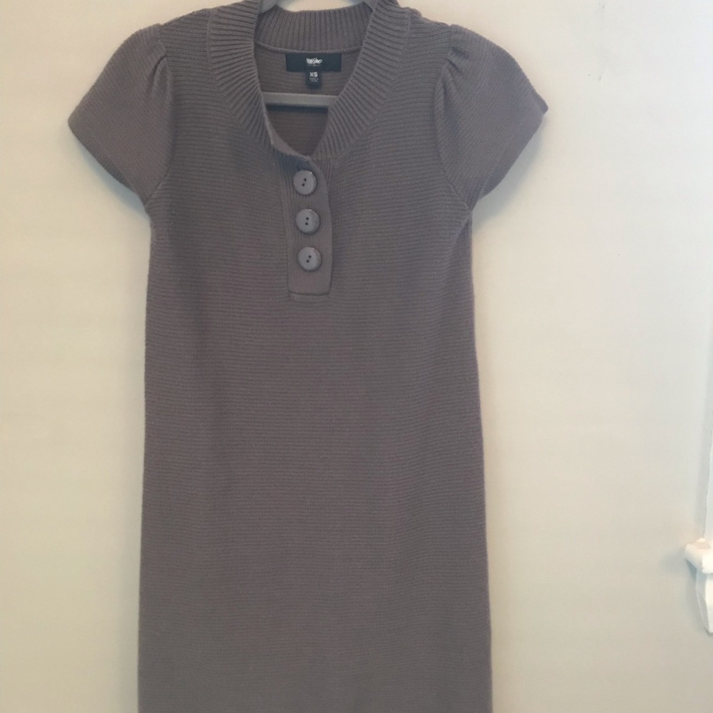 Shortsleeved Sweater dress